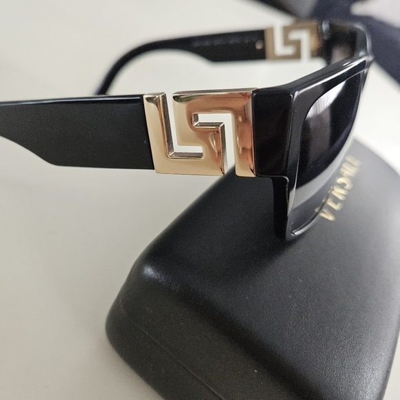 Versace Polorize Sunglass - Picture 8 of 10